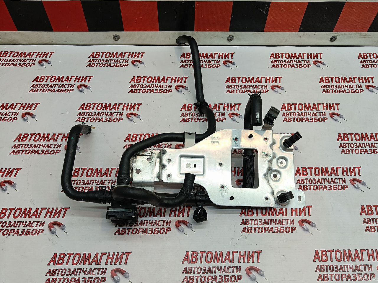 Клапан электромагнитный помпа Lixiang L7