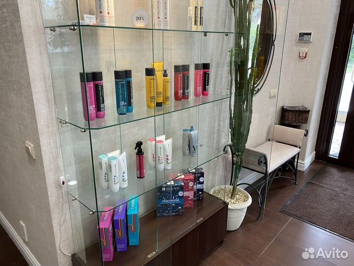 Шкаф витрина 2-х дверная