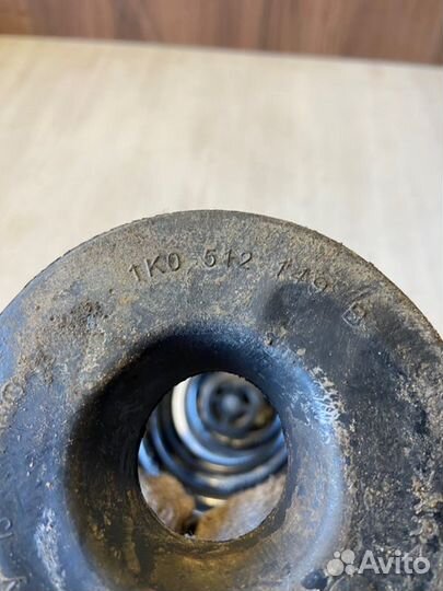 Пружина задняя Volkswagen Passat B6 BSE 1 2008