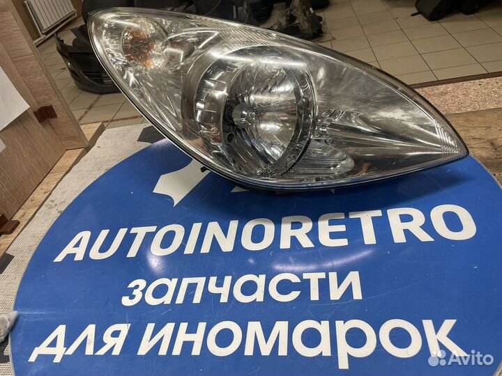 Фара правая Hyundai I20 921021J0XX