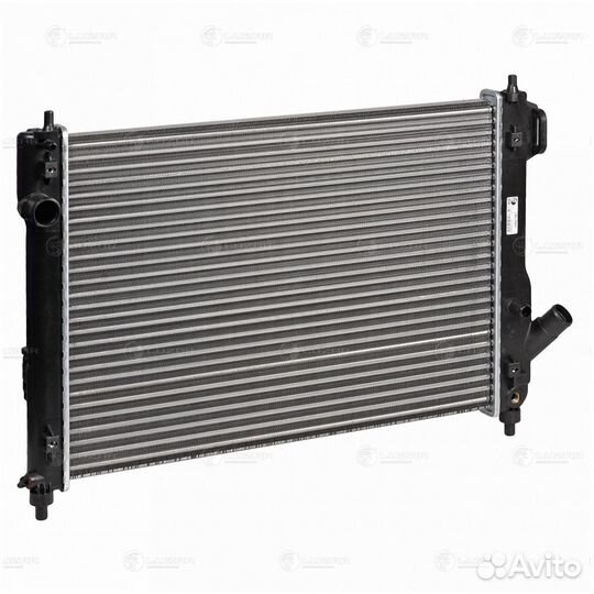 Радиатор охлаждения Шевроле Авео T255 08- 1.4i МКП