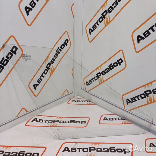 Стекло заднее левое Лада 2114