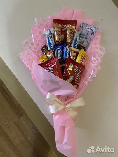 Вкусный букет из конфет, сладкий подарок