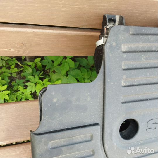 Корпус воздушного фильтра suzuki vitara