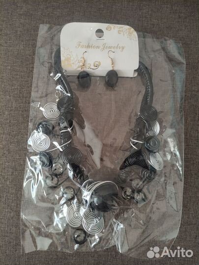 Колье (новые)