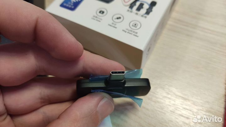 Беспроводные петличные микрофоны