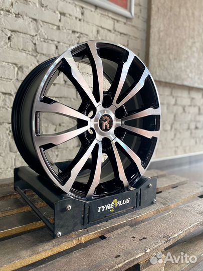 Новые литые диски для Toyota Hilux LC300 R18