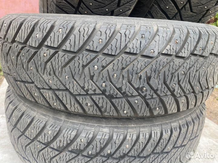 Yokohama Ice Guard IG65 215/65 R17