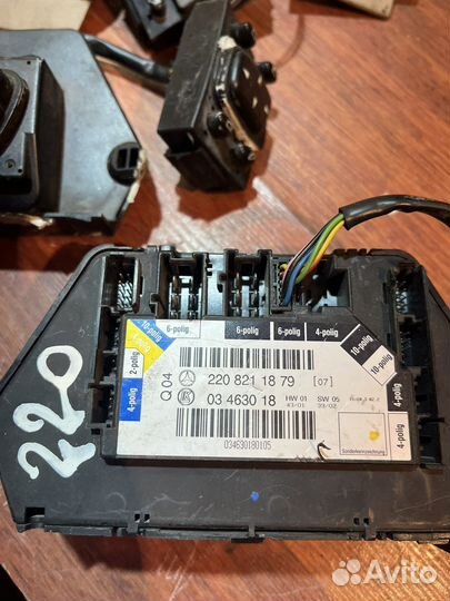 Кнопки стеклоподьемника Мерседес S220