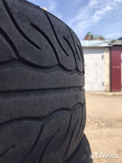 Yokohama Advan Neova AD08R 245/40 R18