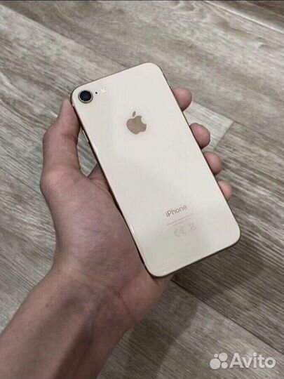 iPhone 8, 64 ГБ