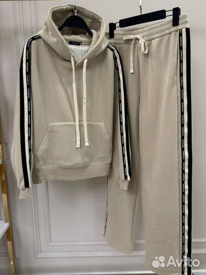 Спортивный костюм женский balenciaga