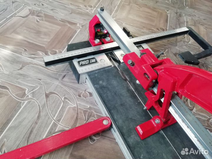 Плиткорез ручной 1000 бу