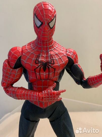 Человек паук фигурка 2004