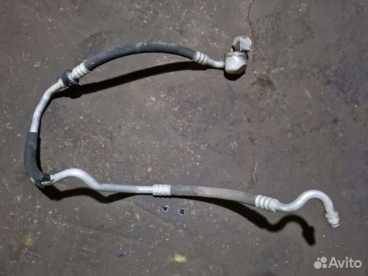 Трубка кондиционера мерседес w204 271.952