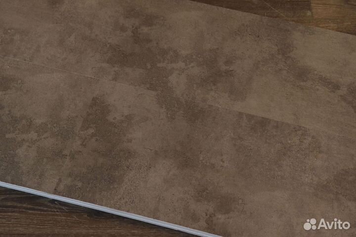 Кварцвиниловая плитка под мрамор замковая
