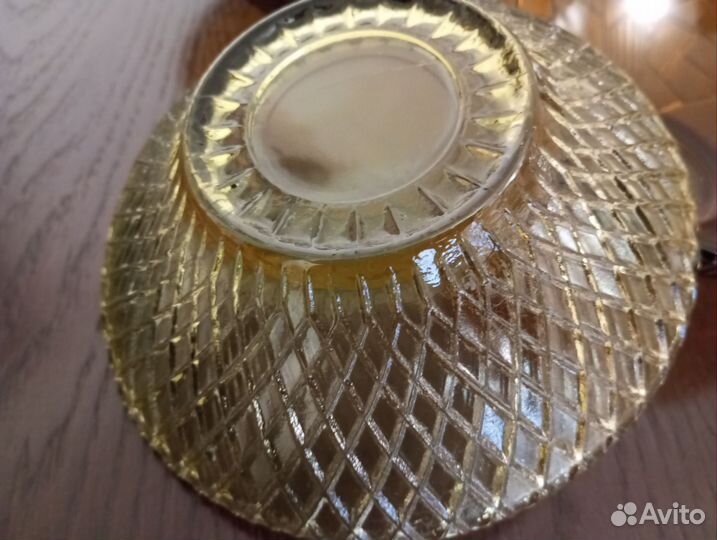 Стеклянные конфетницы 50 годов