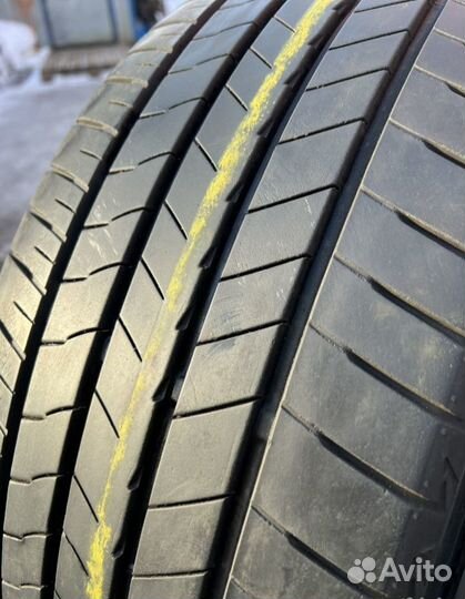 Bridgestone Turanza T005 245/45 R20