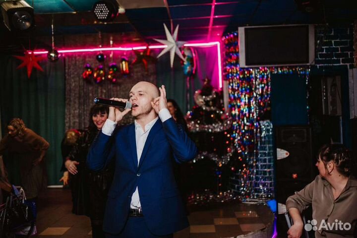 Ведущий, шоумен, тамада, конферансье