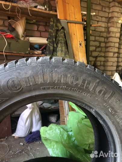 Continental Conti4x4IceContact 235/65 R17