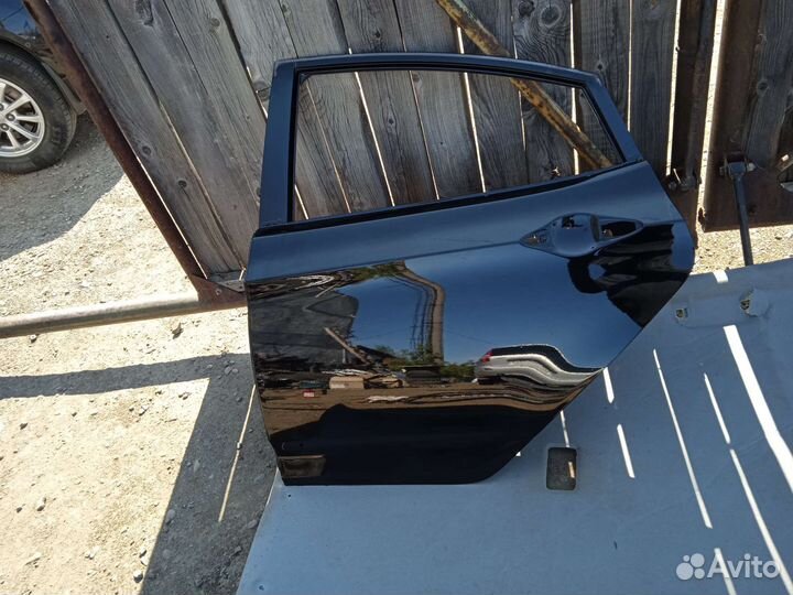 Дверь задняя левая Hyundai Solaris 1