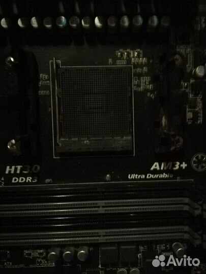 Gigabyte GA-990FXA-UD3 Socket AM3