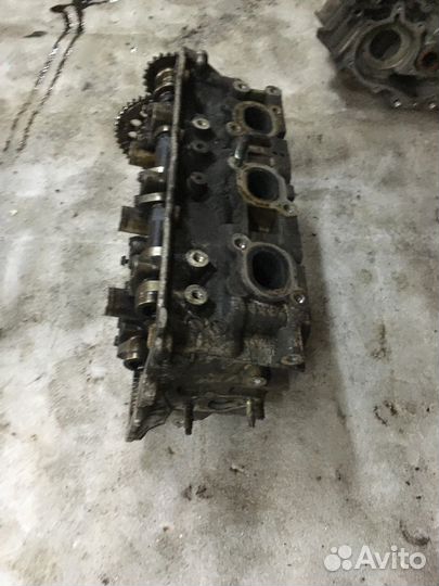 Головка блока цилиндров (Nissan Maxima)
