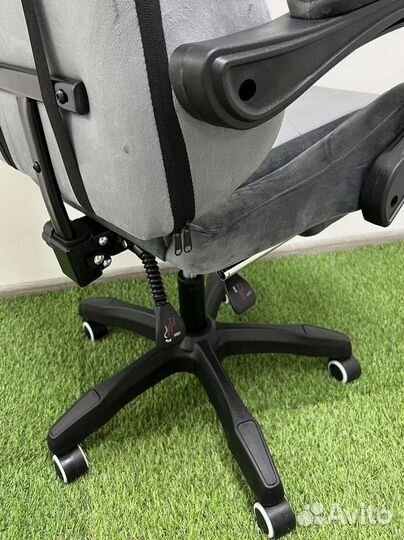 Компьютерное игровое (геймерское) кресло. Новые