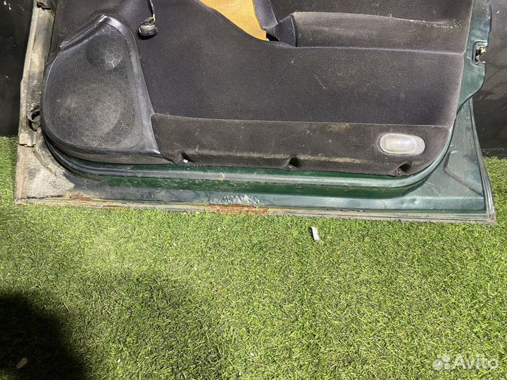 Дверь передняя правая Opel Vectra B