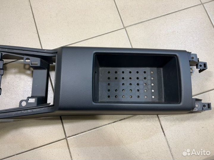 Консоль Audi A3 8V czca 2014