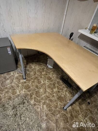 Угловой компьютерный стол бу