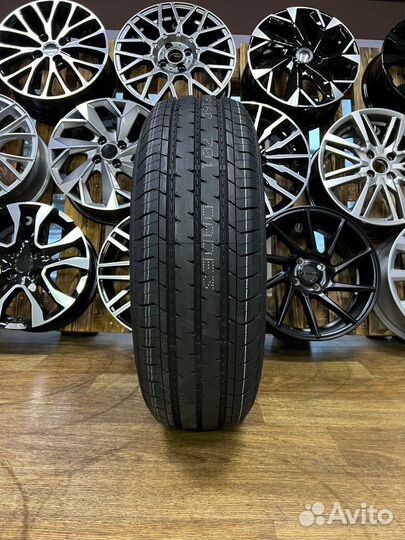 Triangle Connex Van TV701 215/60 R17 109T