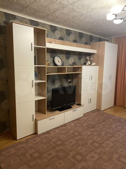 2-к. квартира, 65 м², 1/14 эт.