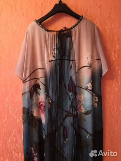 Платье Польша. Новое. 56р