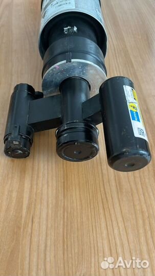 Стойка пневмо Tesla X