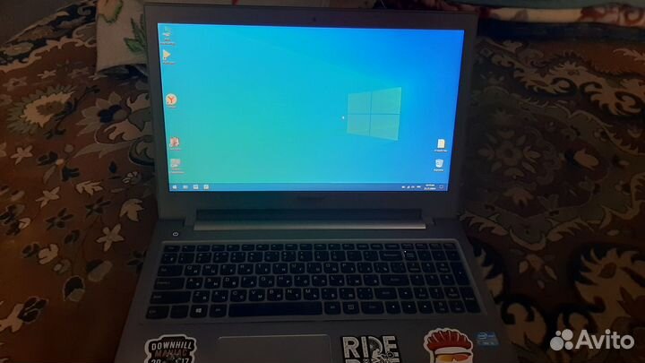 Ноутбук lenovoz500