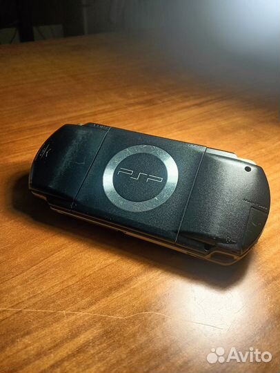 Sony PSP 1004 с новой батареей