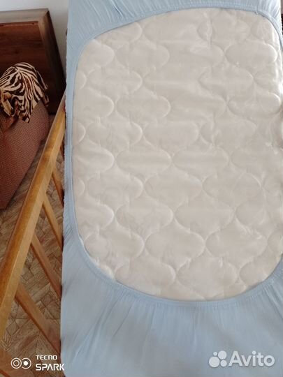 Детская кровать с матрасом