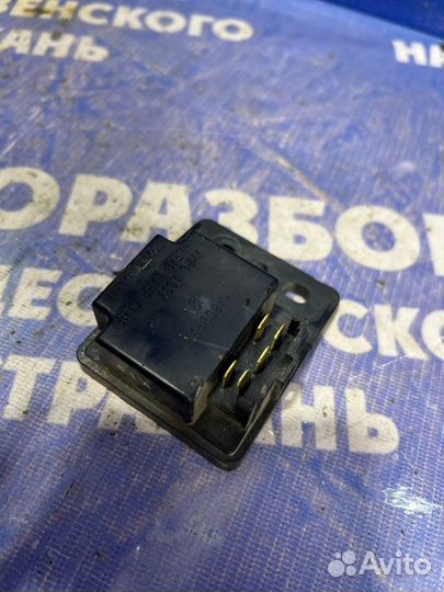 Блок управления светом Mitsubishi Pajero 2