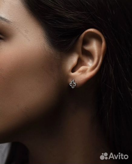 Серьги цветочек