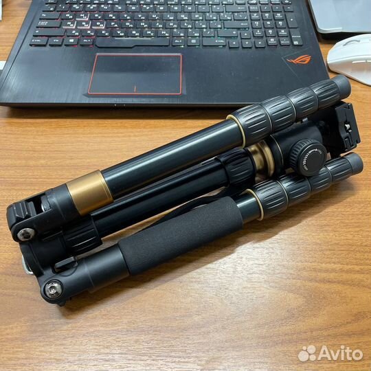 Фотоштатив