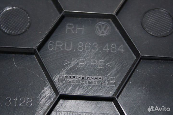 Обшивка стойки (передняя R) Volkswagen polo (SED)