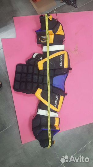 Нагрудник Brown детский подростковый