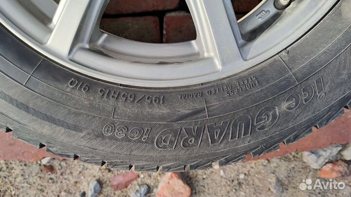 Yokohama Ice Guard IG60 195/65 R15