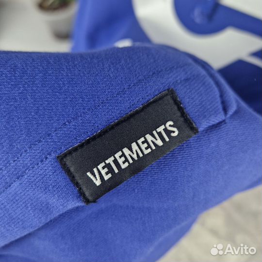 Vetements ecstasy blue на руках