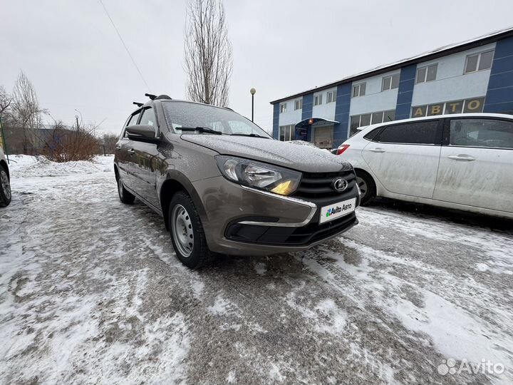 LADA Granta 1.6 МТ, 2022, 60 000 км