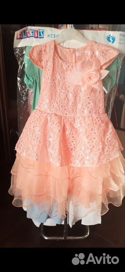 Новое нарядное платье 34,36,38,40 размер