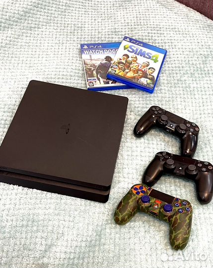 Sony playstation 4 PS4 slim 1tb