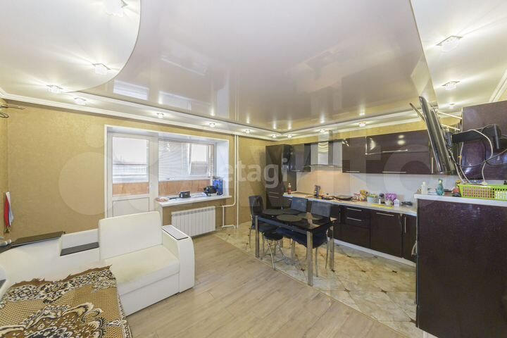 2-к. квартира, 64 м², 1/9 эт.