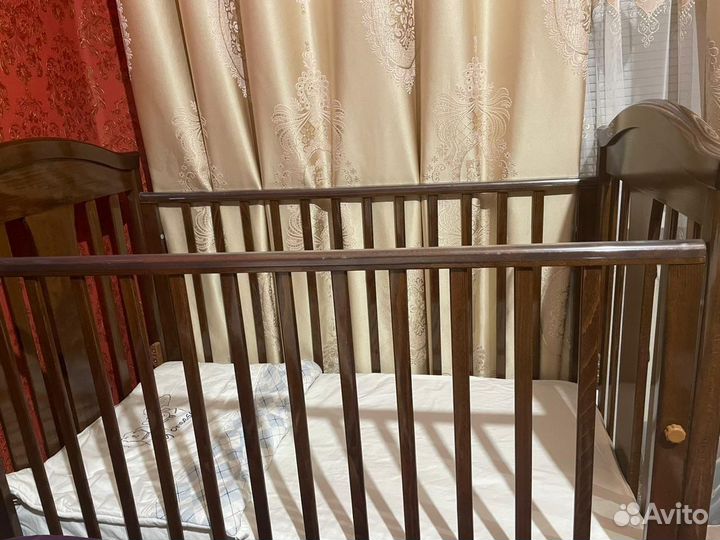 Детская кроватька